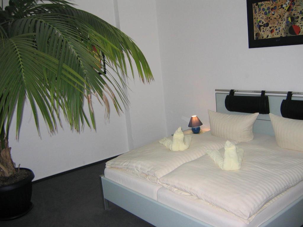 Hotel Restaurant Marbella Minden  Ngoại thất bức ảnh